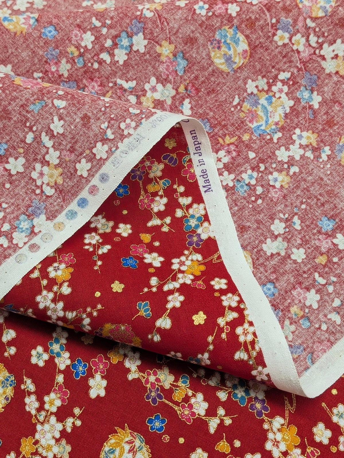 Naka - Metallic Cherry Blossom Circles Cotton Sheeting Fabric - Red