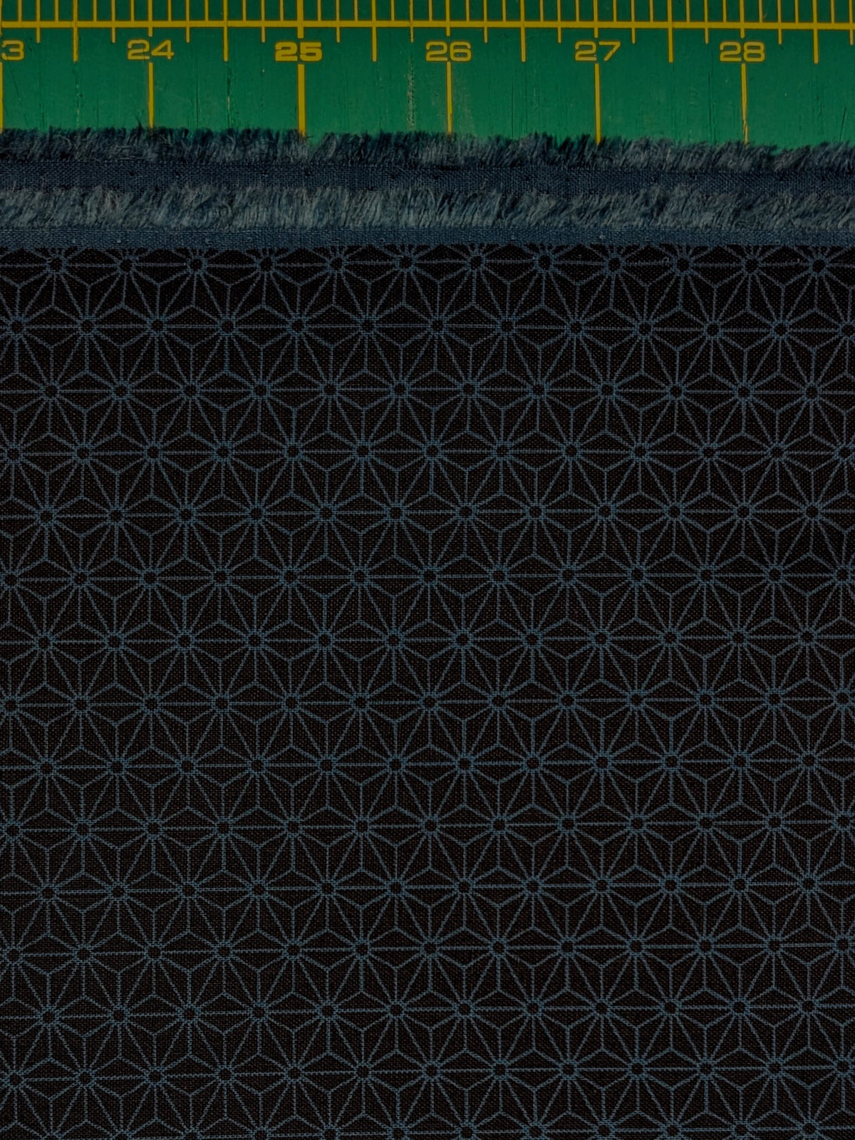 Sevenberry - Small Asanoha Stars Cotton Sheeting Fabric - Dark Blue and Black