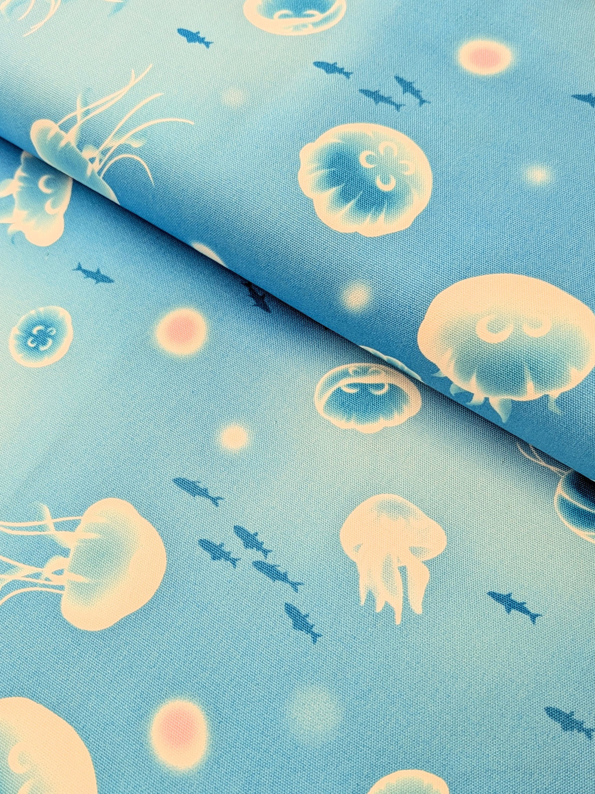 Cosmo - Flowing Jellyfish Cotton Oxford Fabric - Light Blue