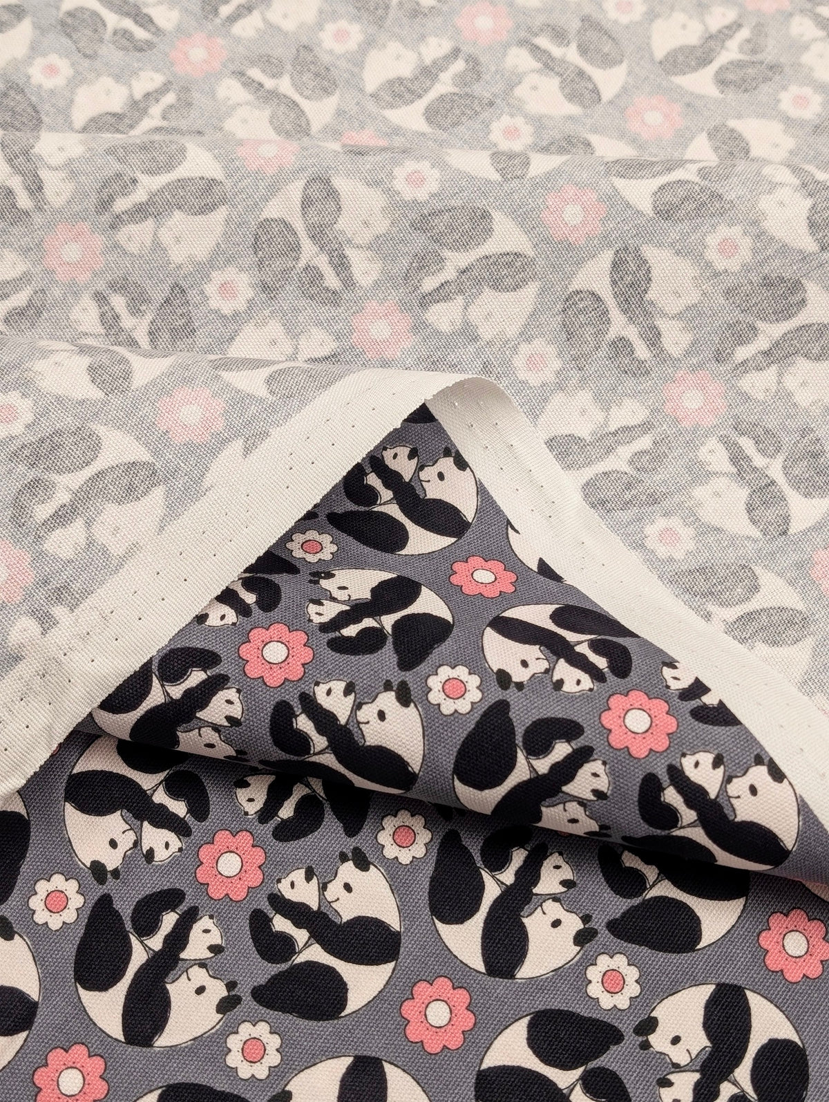 Yuwa - Kaleidoscope Pandas Oxford Cotton Fabric - Gray