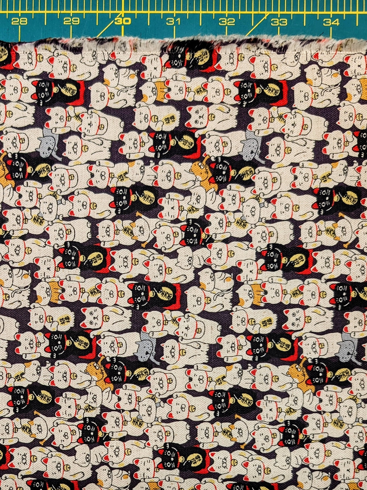 Kobayashi - Little Lucky Cats Cotton/Linen Light Canvas Fabric - Purple