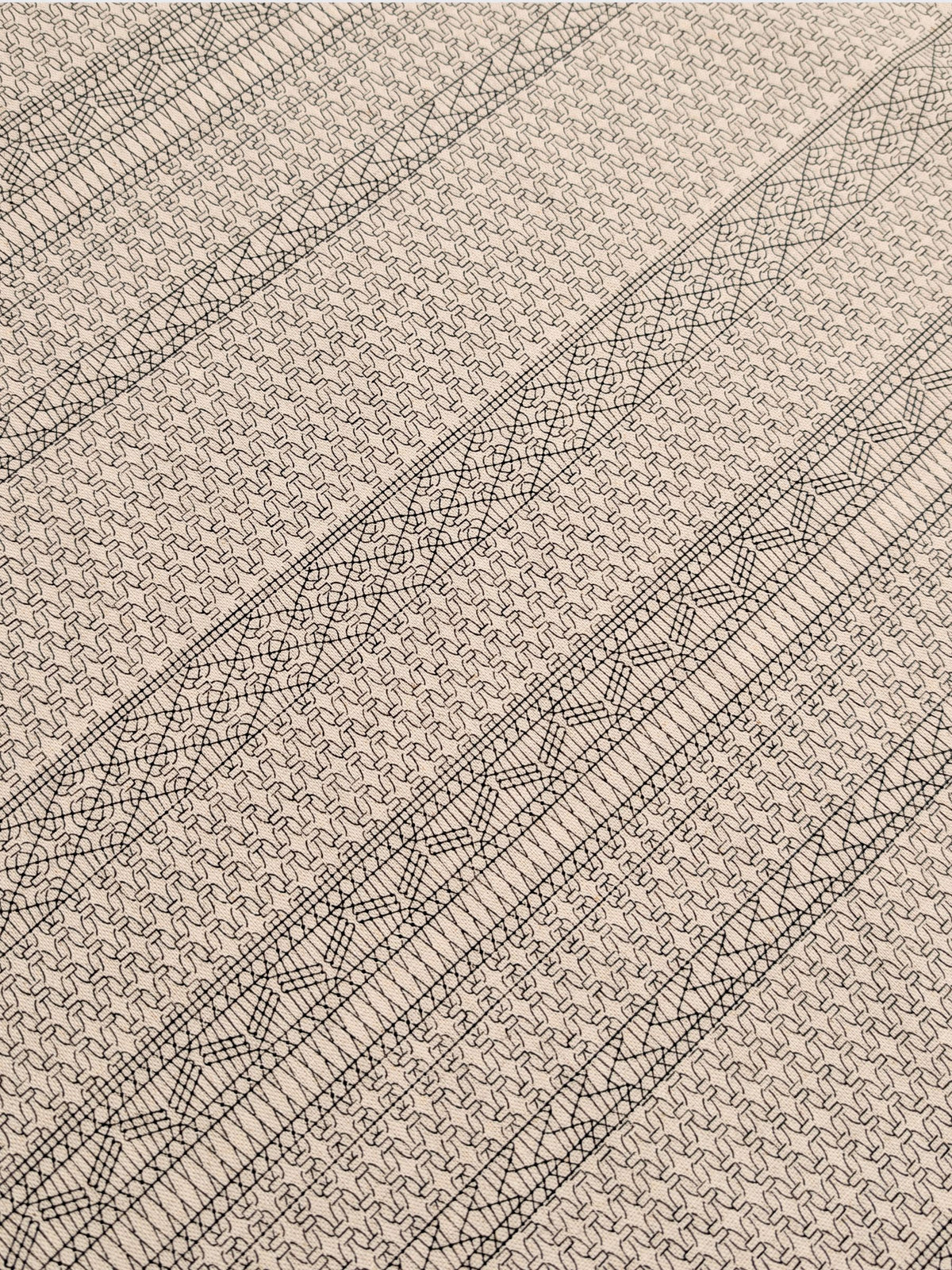 Yuwa - Cream Lace-Lines Cotton/Linen Fabric - Natural