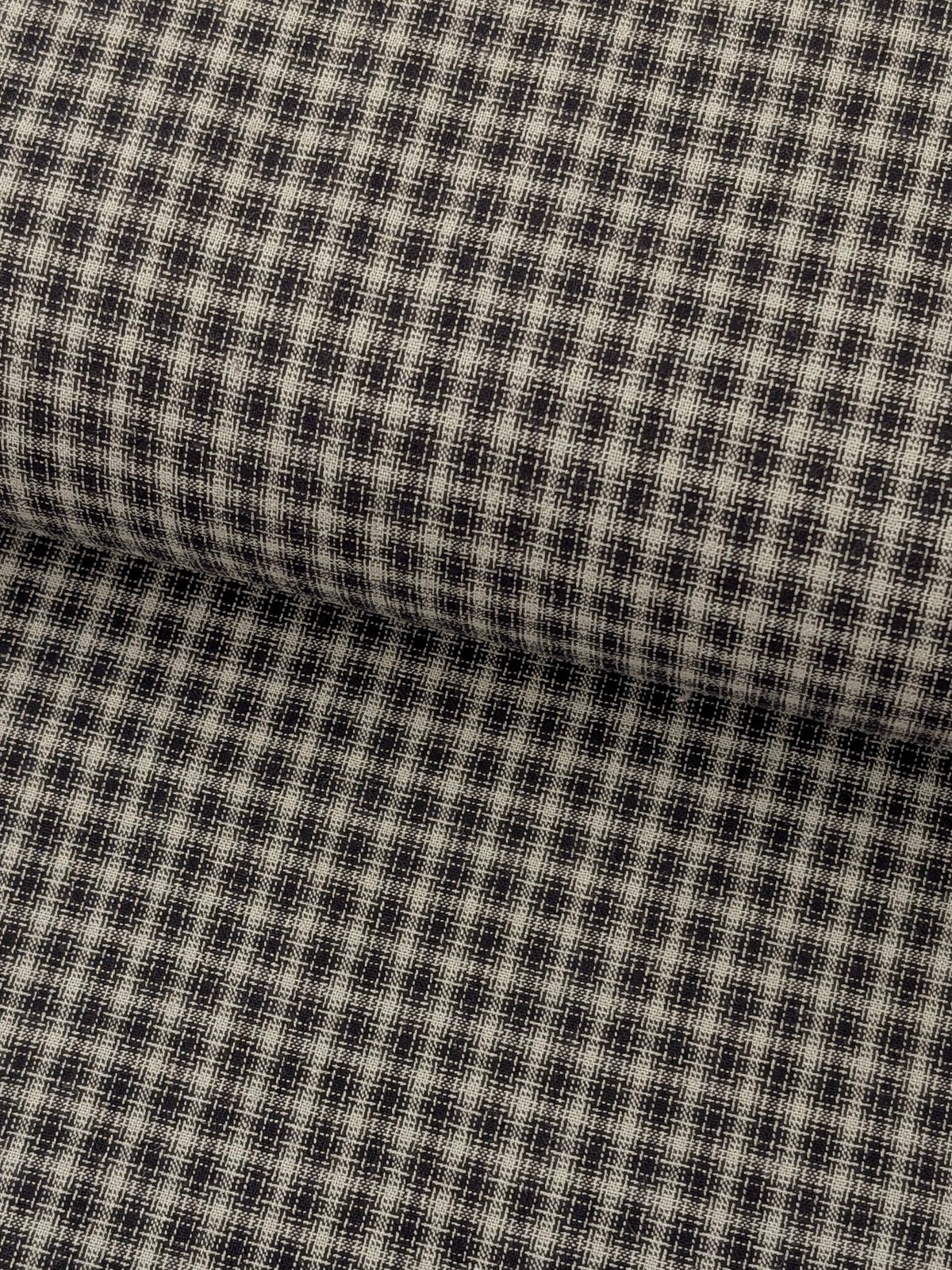 Handworks - Small Gingham Check Yarn Dyed Cotton Fabric - Gray & Black