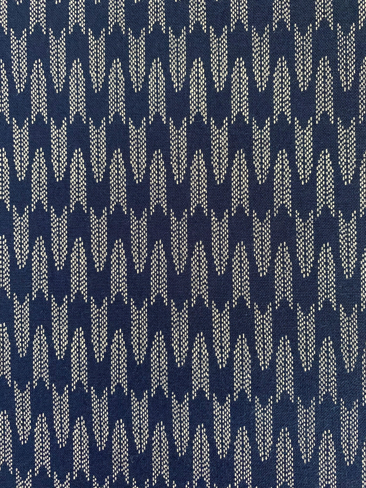 Sevenberry Zigzag Yabane arrows Japanese cotton fabric 88222-6-4 navy blue beige