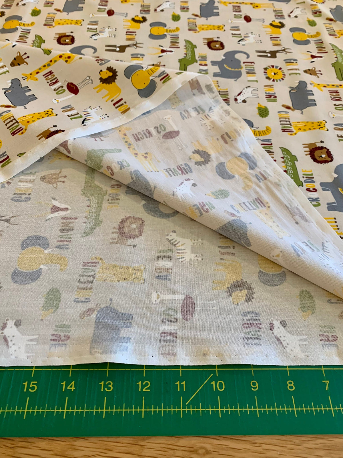 Hishiei - SALE Wild Savanah Animals Cotton Fabric - Beige