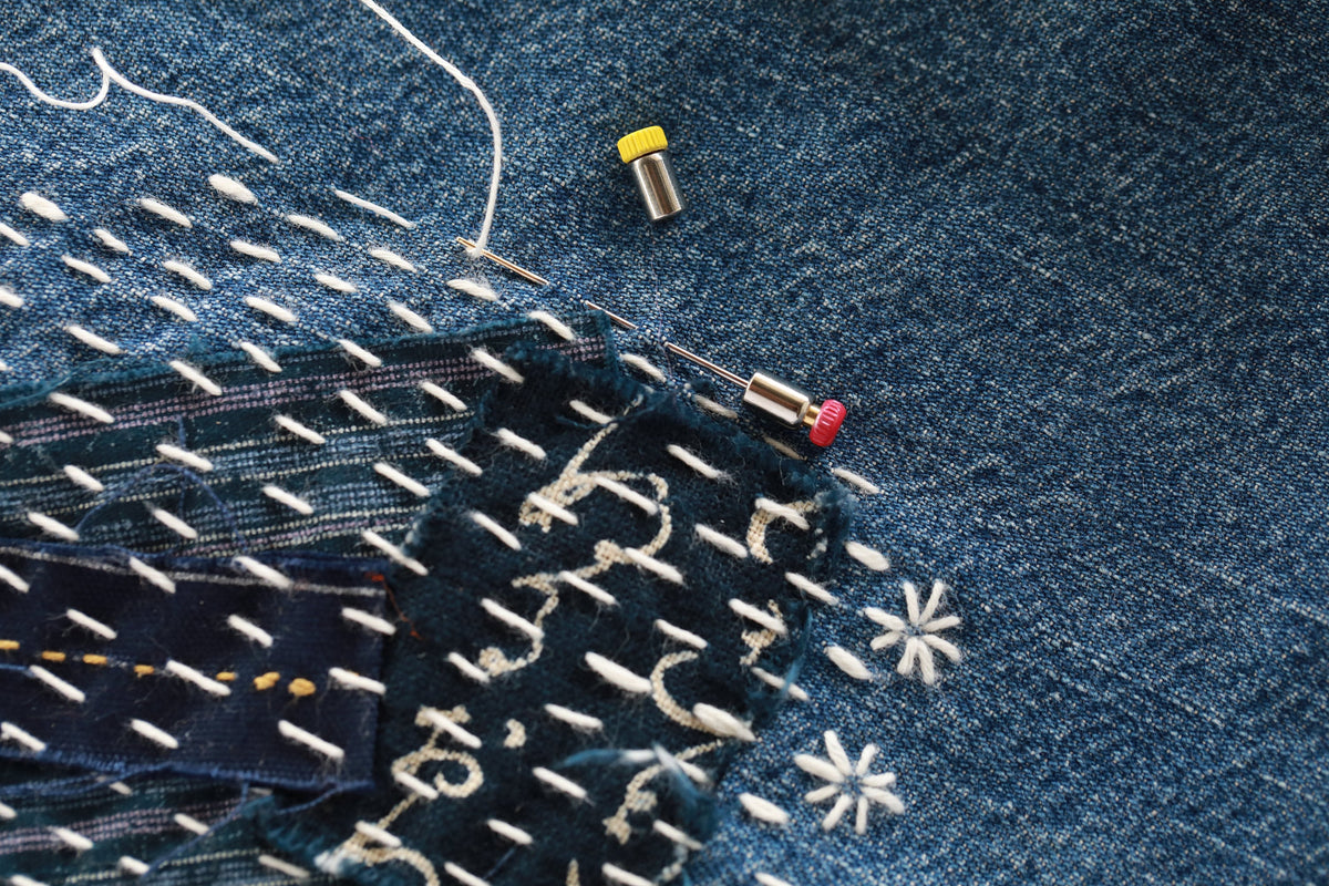 Little House - Needle Caps for Thick and Thin Needles