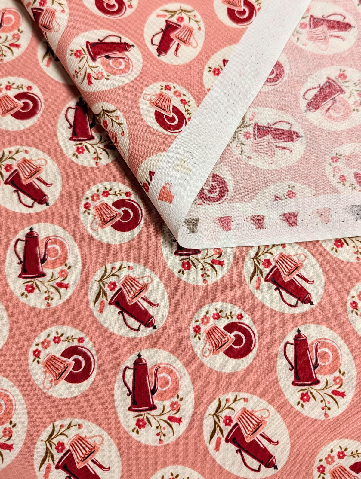 Kei - Tea Time and Flowers Cotton Fabric - Pink