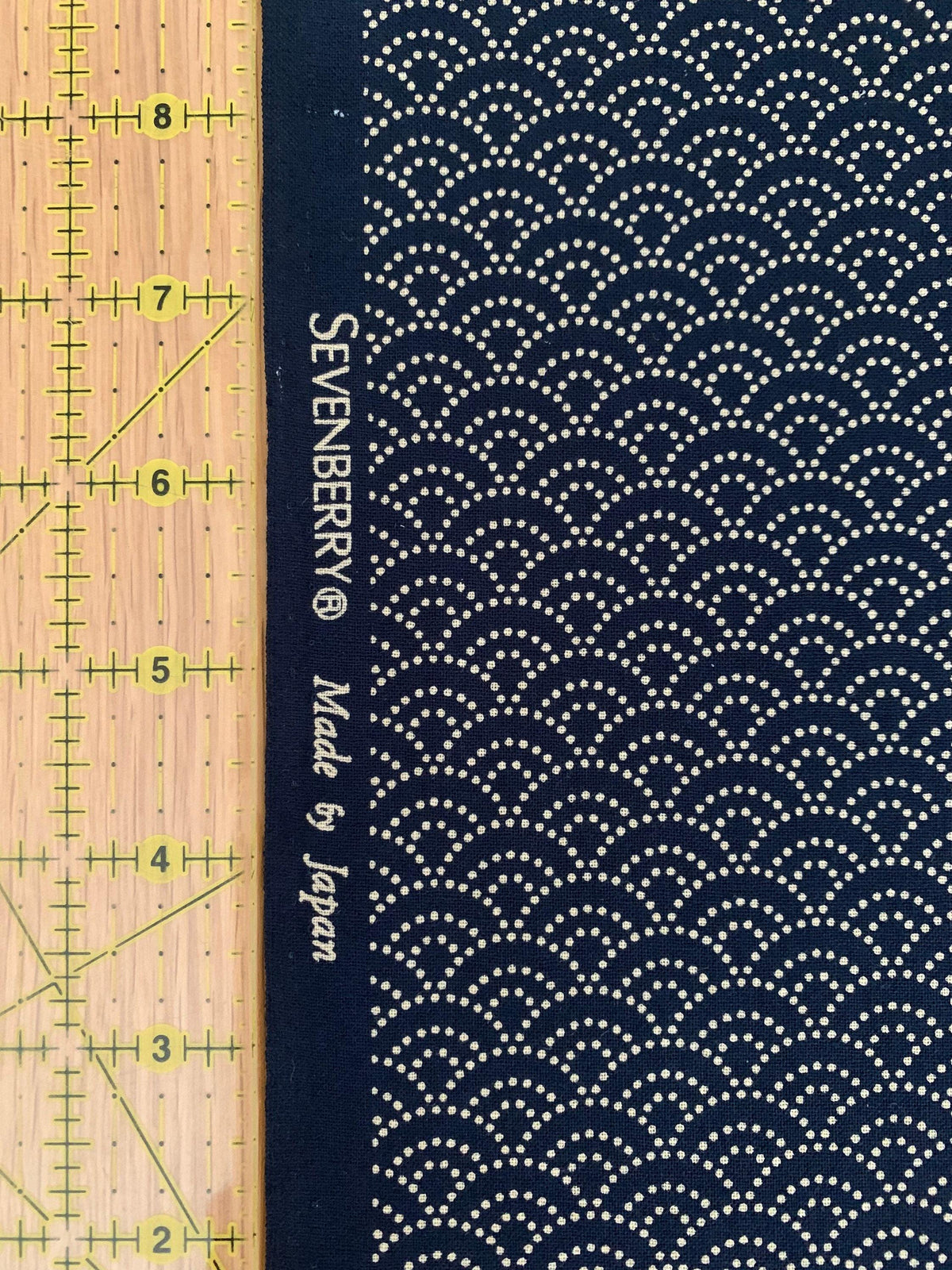 Sevenberry Dotted Waves Japanese cotton fabric 88222-3-5 navy blue