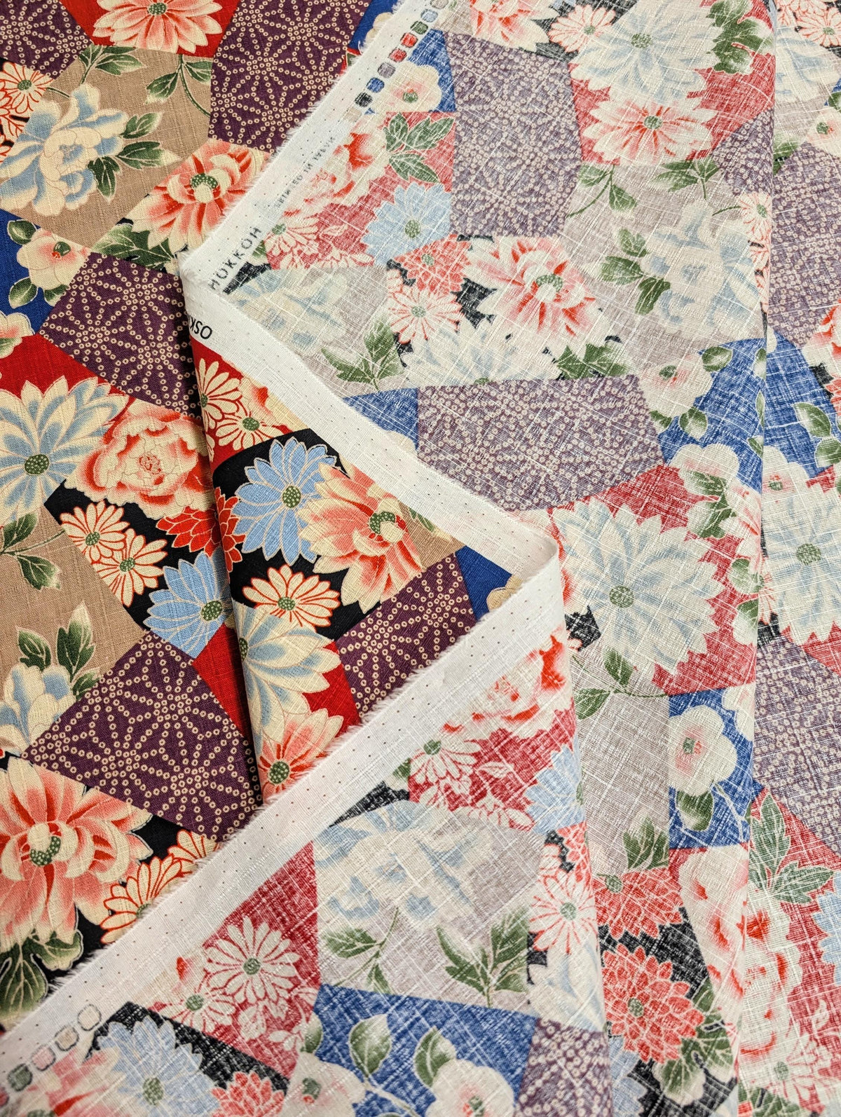 Patterned Floral Collage Hokkoh Japanese dobby cotton fabric 1025-110-2 A beige