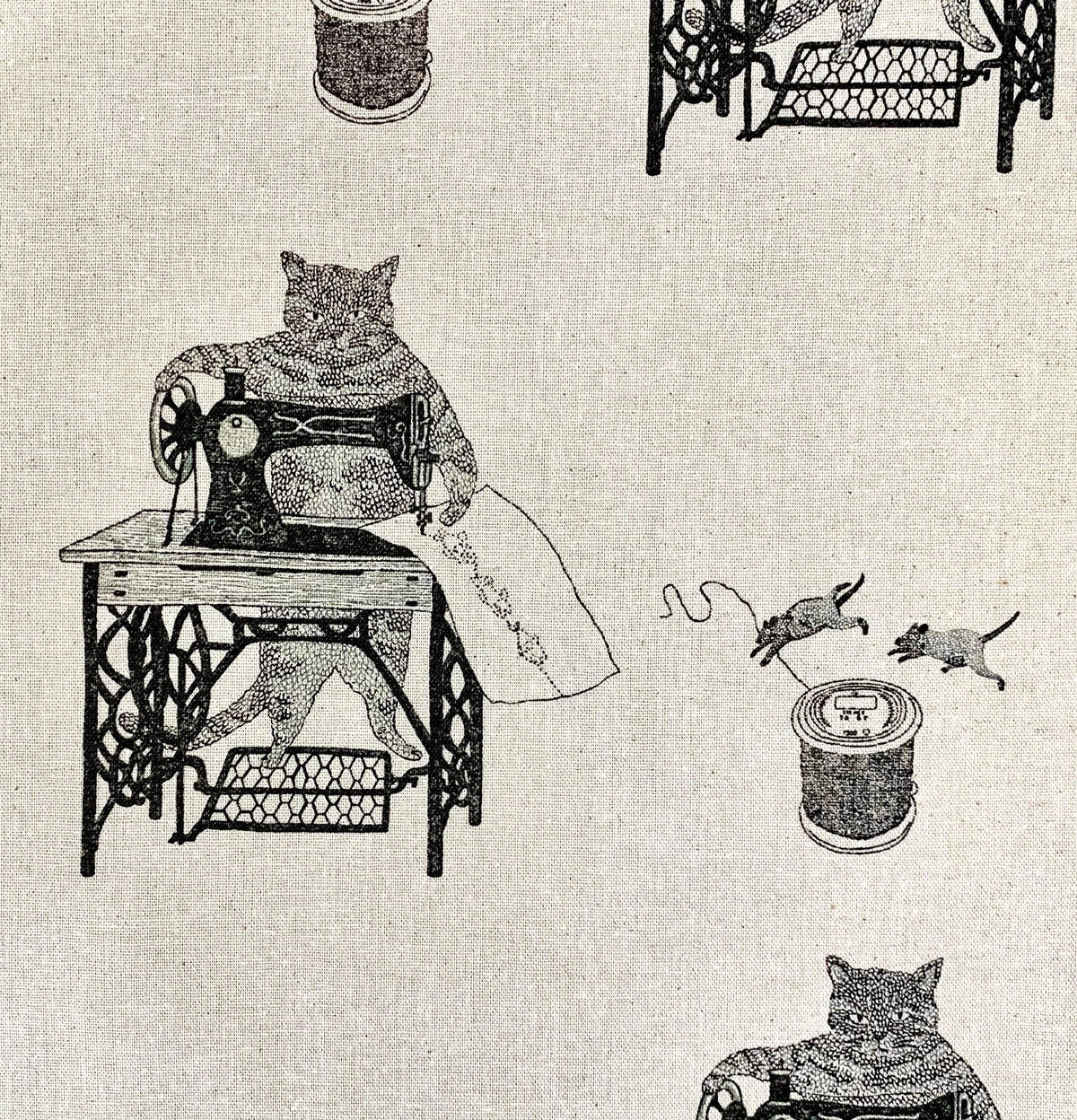 Koizumi - Purr-Fect Stitches Cats with Sewing Machines Cotton/Linen Canvas - Beige Black