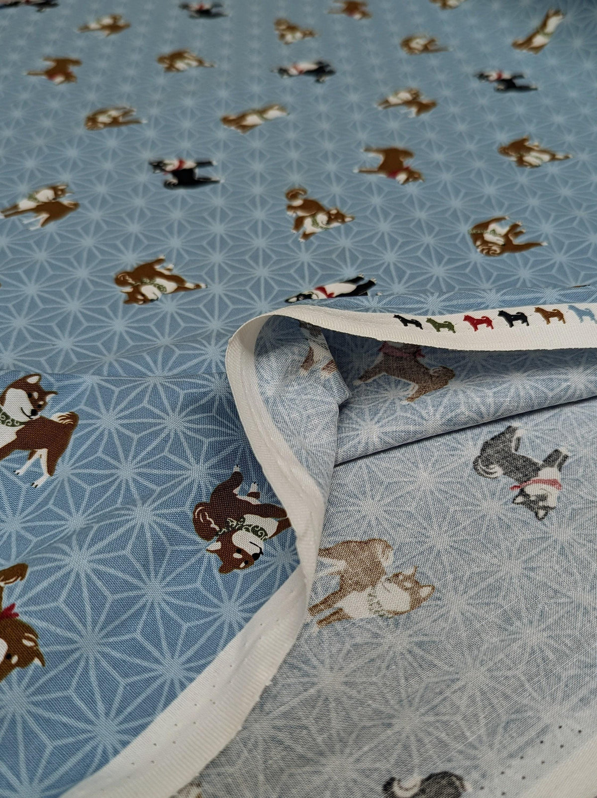 Hishiei - Asanoha Shibas Cotton Fabric - Light Blue