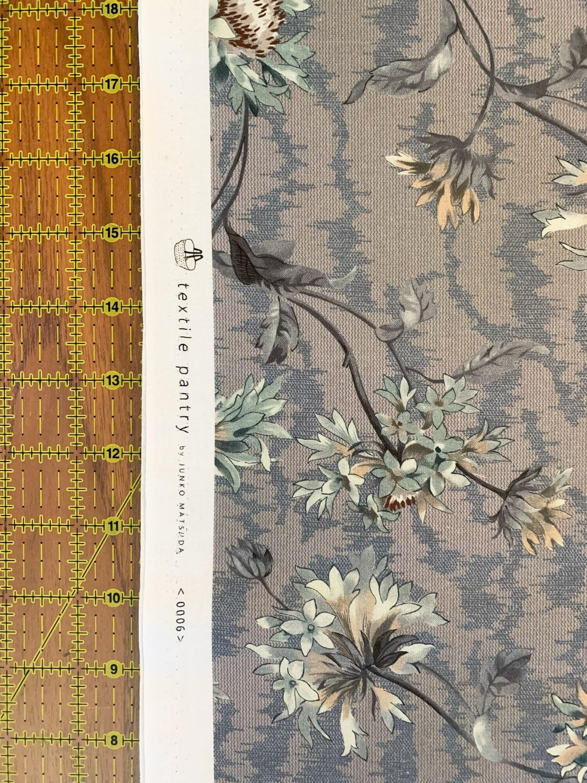 Textile Pantry - Junko Matsuda Wildflowers Cotton Taupe - Beige Blue Gray