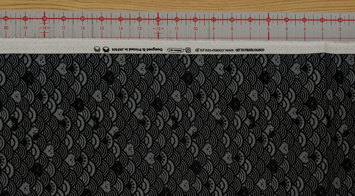 Waves with Cats Cosmo Japanese cotton dobby fabric AP41903-2E gray