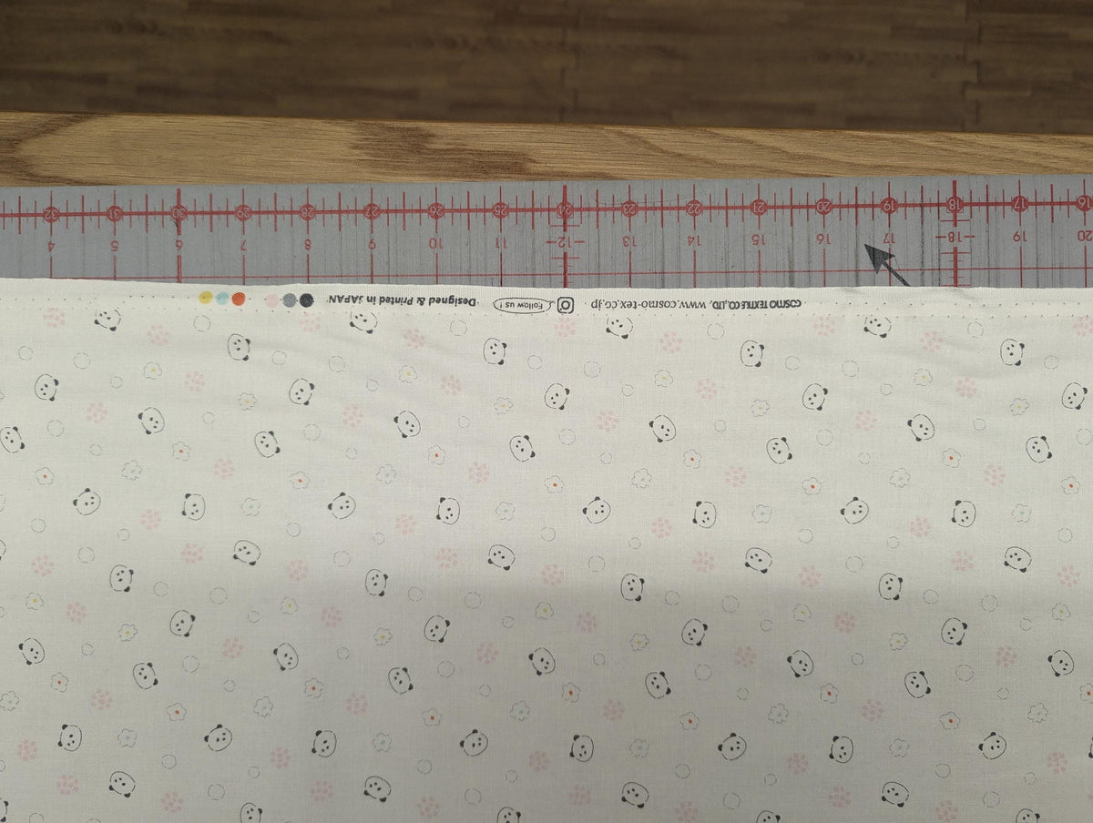 Cosmo - Tiny Panda Cotton - White