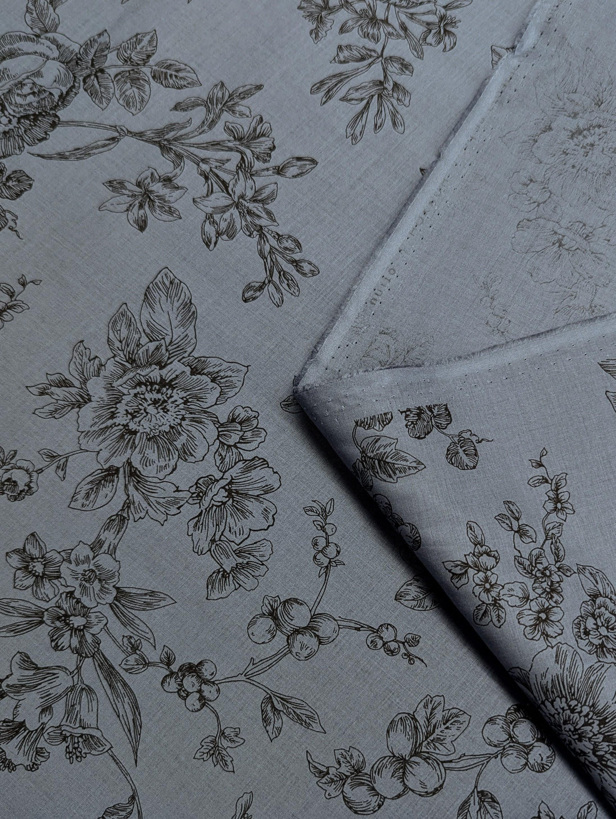 Hokkoh - Botanical Sketch Organic Cotton Lawn - Blue and Black