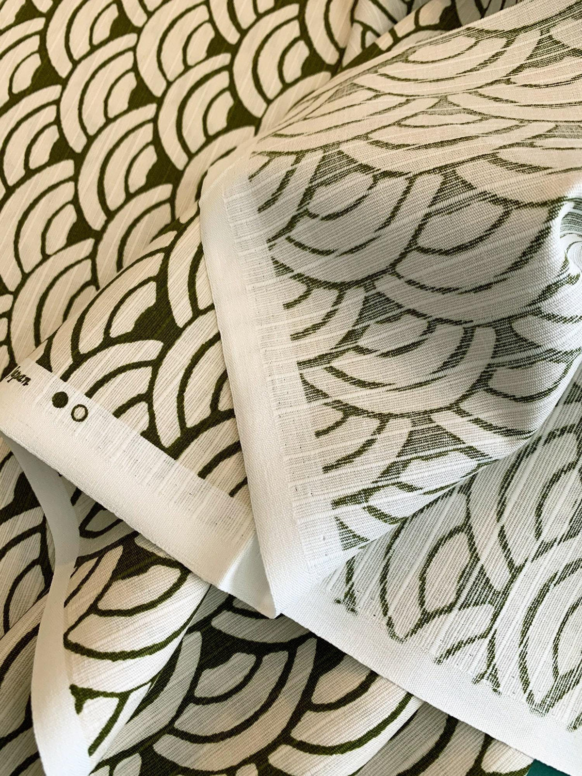 Sevenberry - Waves Cotton Dobby - White Olive Green