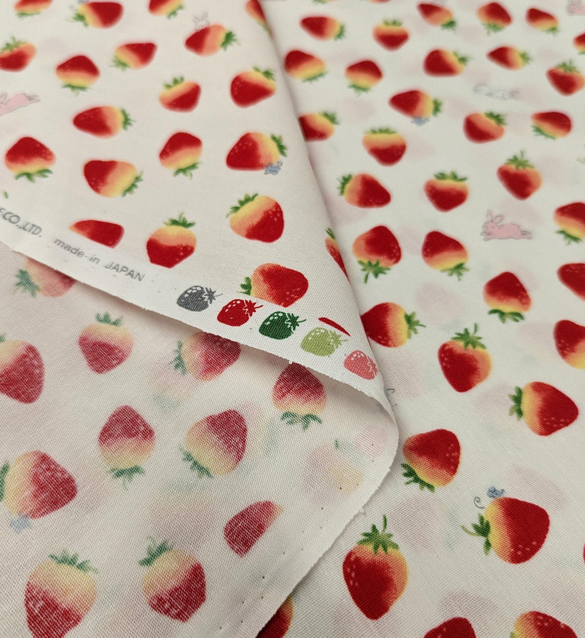 Cosmo - Strawberry Bunnies Kawaii Cotton - White
