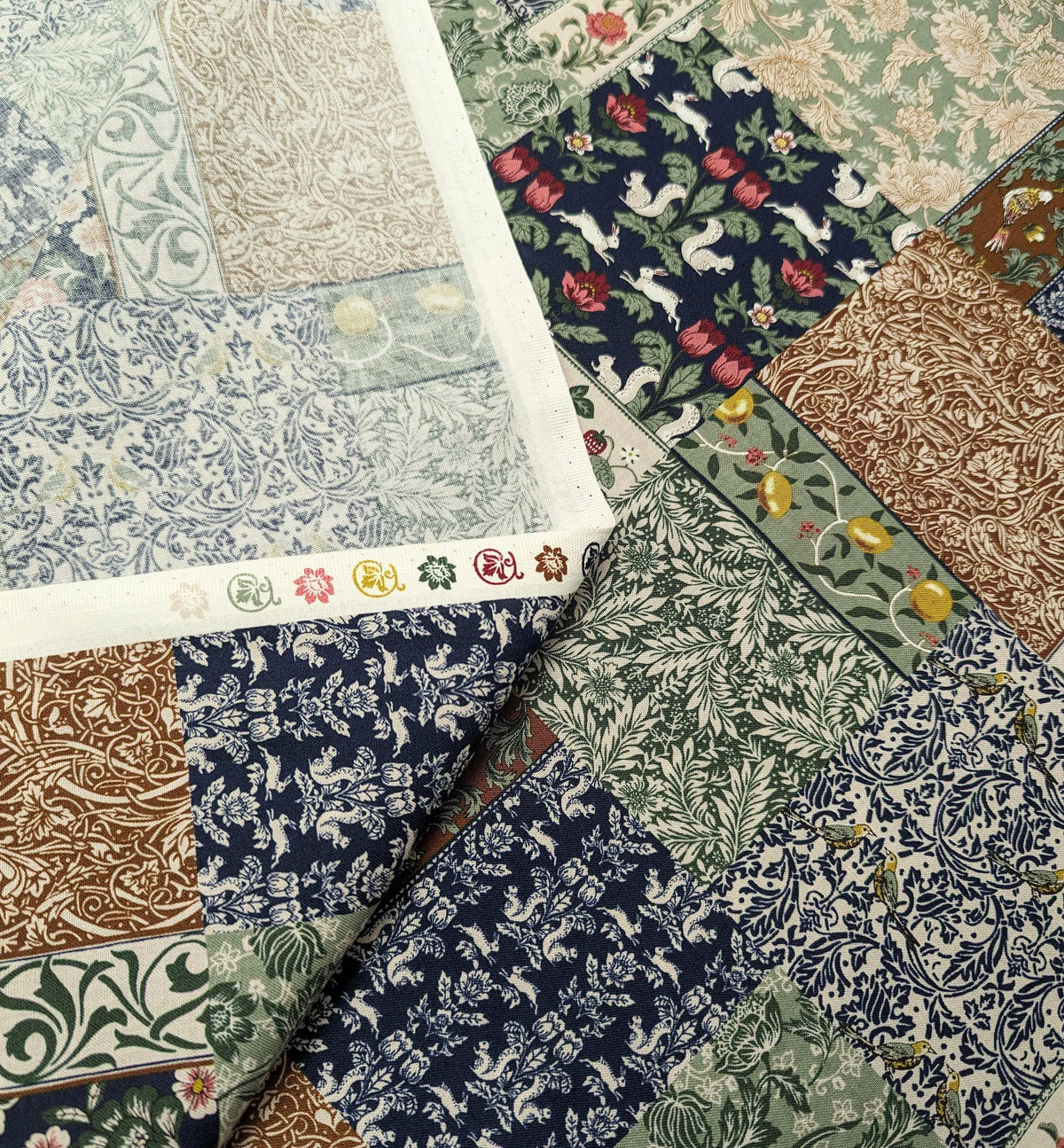 Senyo - Patchwork Garden Cotton Fabric - Fall