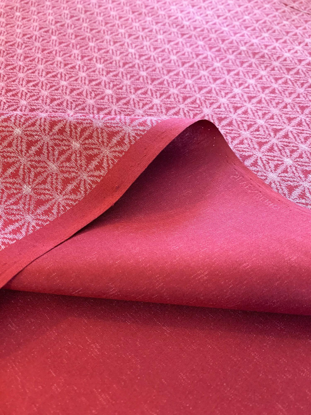 Sevenberry - Printed Ikat Asanoha Variation Stars in Red and White Cotton Fabric - Red White