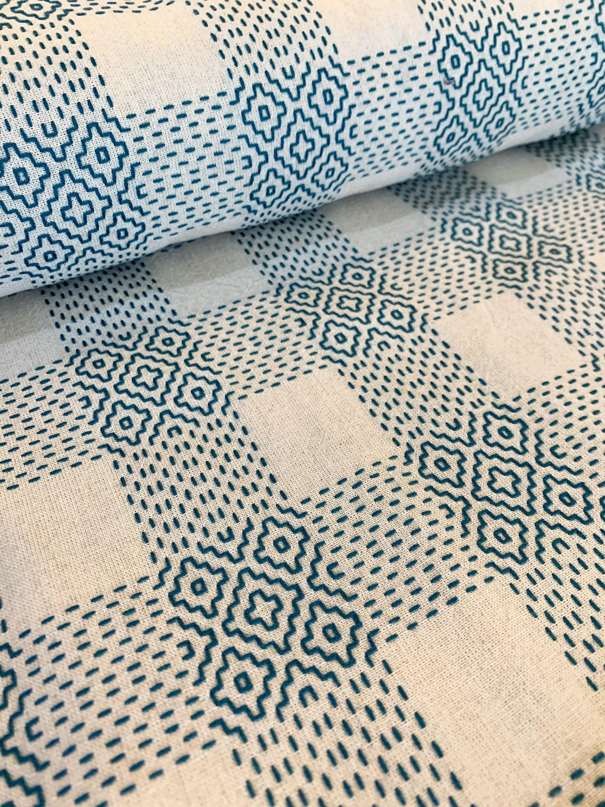 Olympus - Sashiko Sakizomemomen Fabric by the Yard - White Green