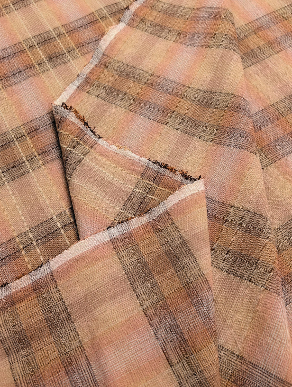 Cosmo plaid Japanese yarn dyed cotton taupe fabric AY77000-4 B beige & pink
