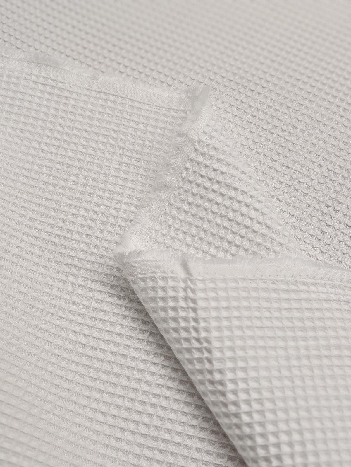 NEW Non-Sretch Japanese Cotton Woven Waffle Fabric - White - Half Yard H-5000-1