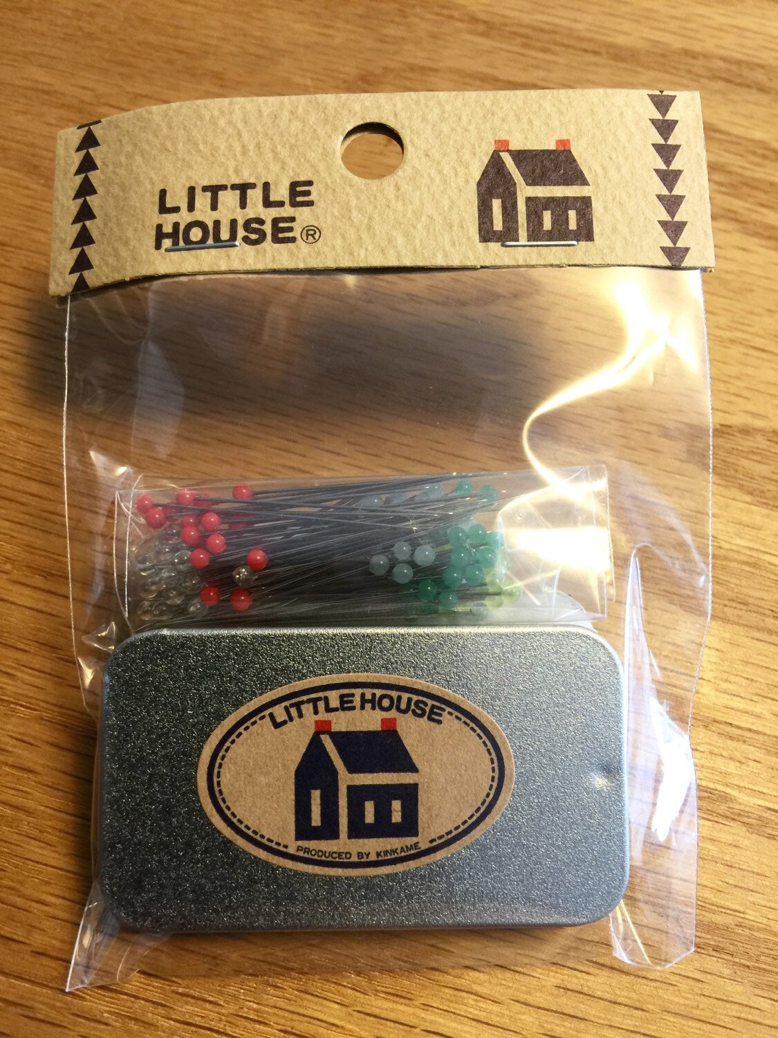 Little House - Dressmaking Glass Head Pins Tin