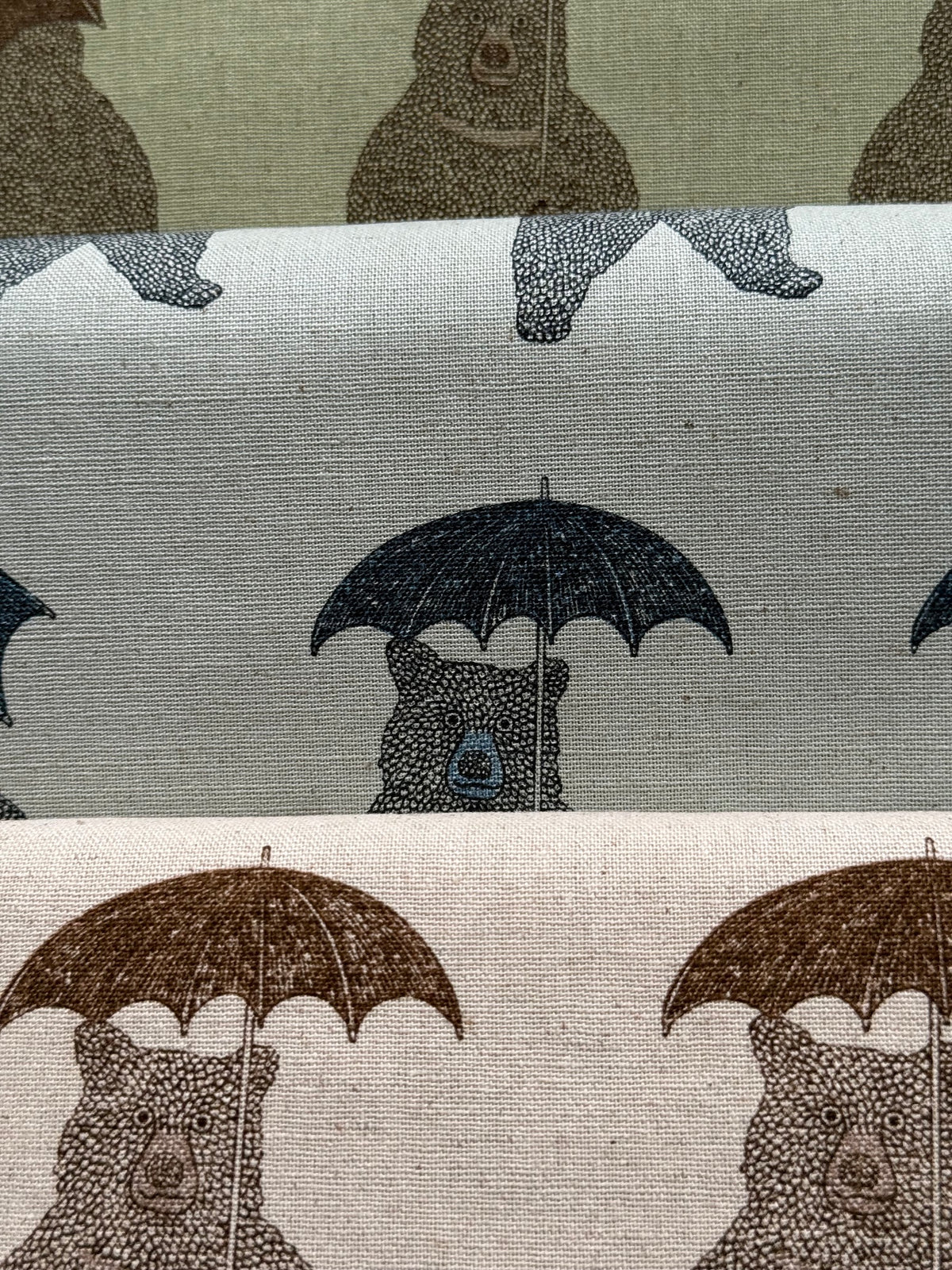 Koizumi - Bear-Able Weather Bears with Umbrellas Cotton/Linen Canvas Fabric - Green Brown