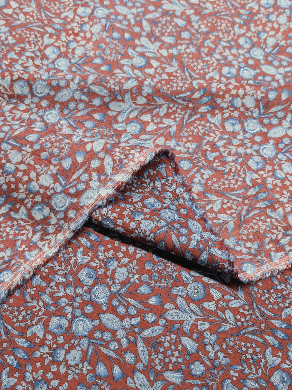 Hokkoh - Mirrored Two-Tone Flowers Cotton Lawn Fabric - Red & Blue