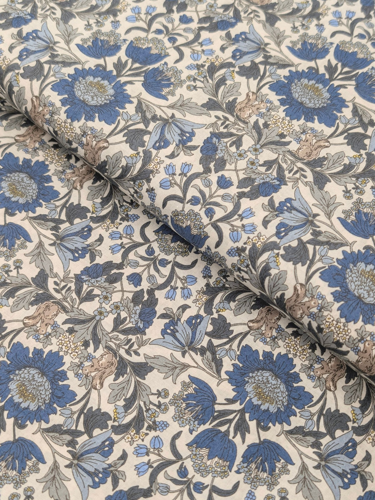 Hokkoh - Squirrels and Mirrored Flowers Cotton Lawn Fabric - White & Blue
