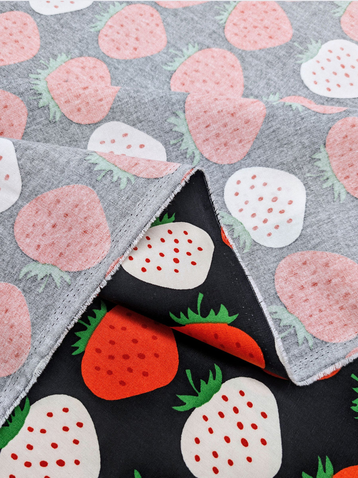 Asano - Big Strawberries Cotton Oxford Canvas Fabric - Black & white REMNANT