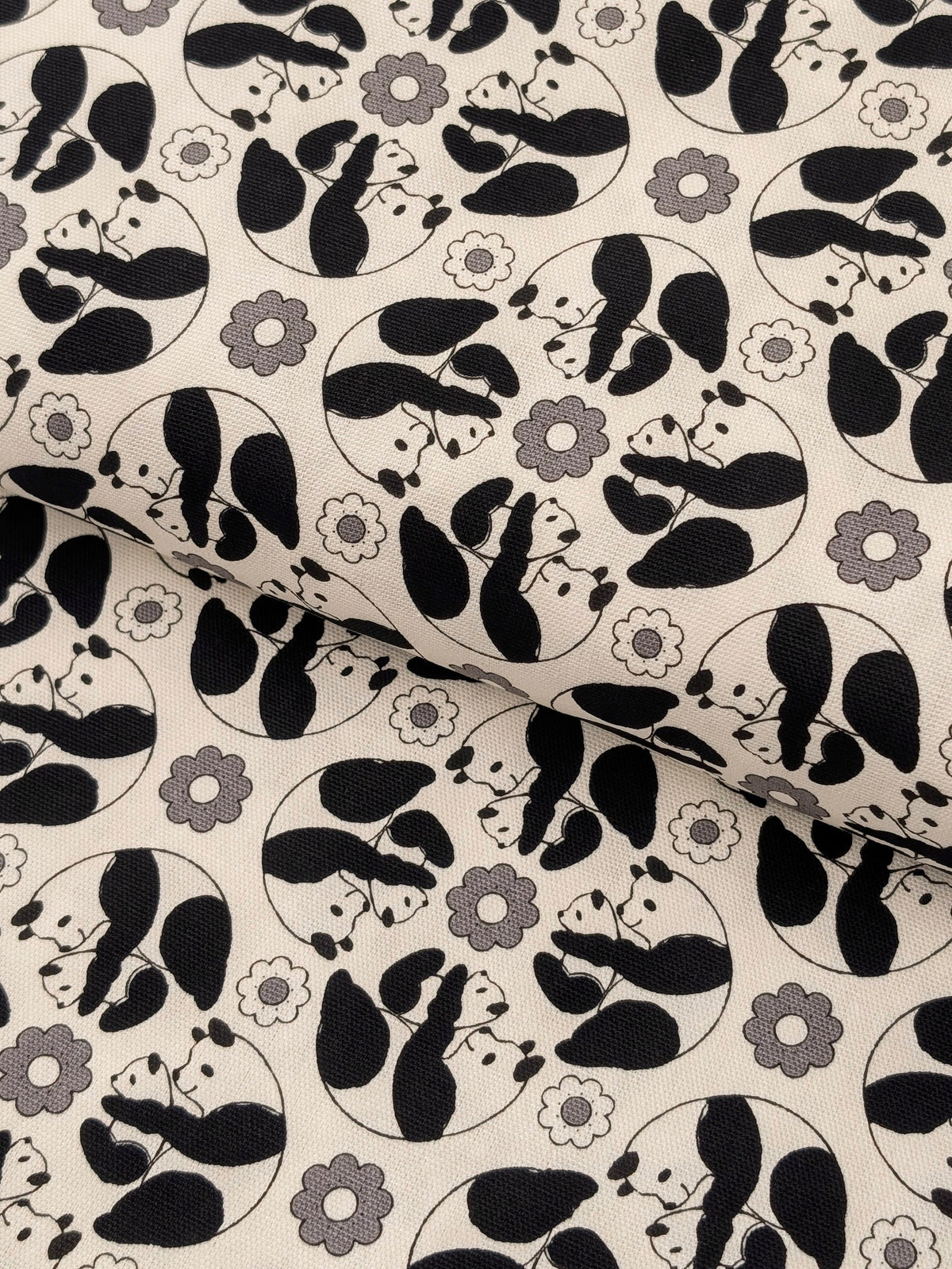 Yuwa - Kaleidoscope Pandas Oxford Cotton Fabric - White