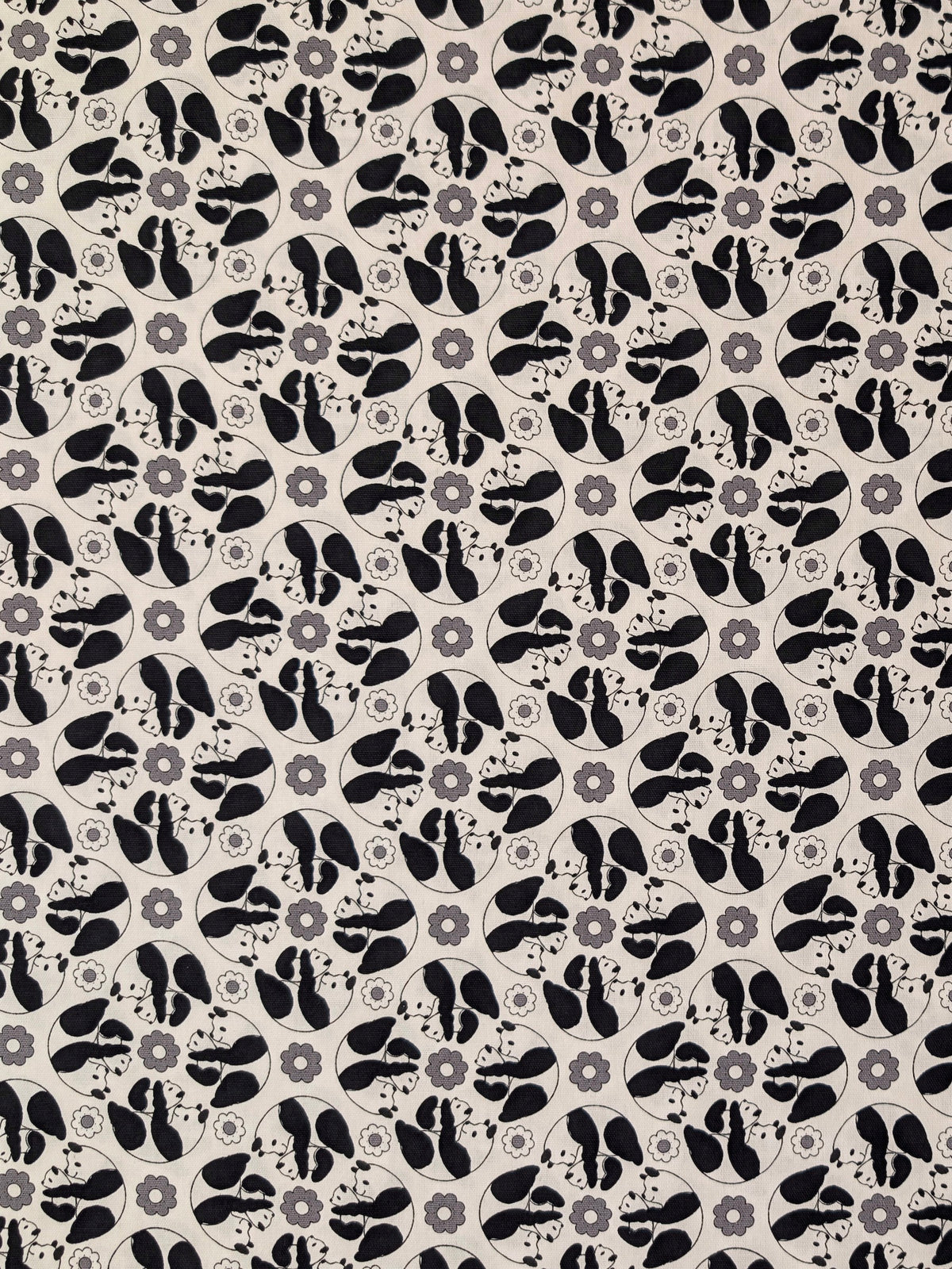 Yuwa - Kaleidoscope Pandas Oxford Cotton Fabric - White