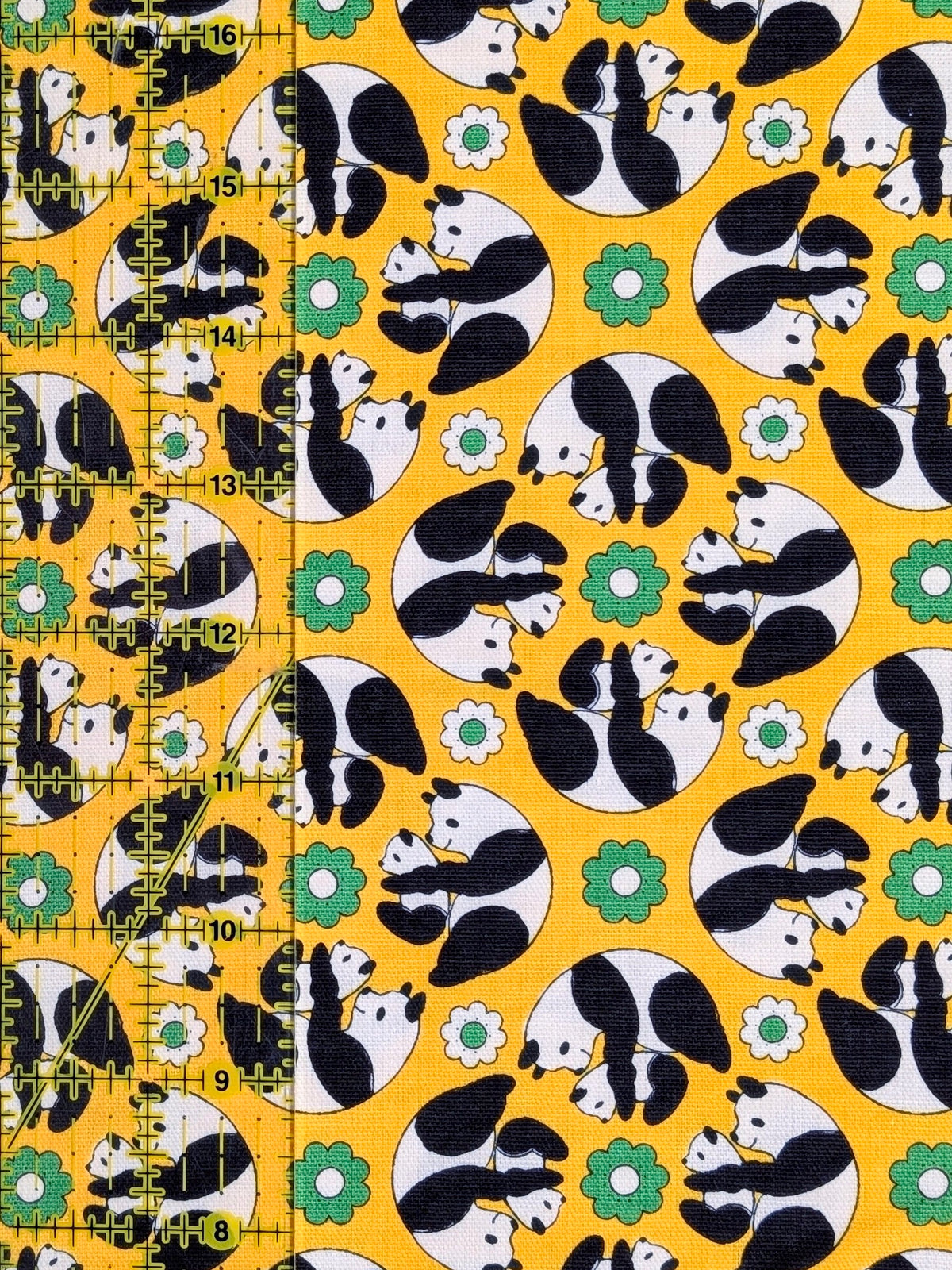 Yuwa - Kaleidoscope Pandas Oxford Cotton Fabric - Yellow