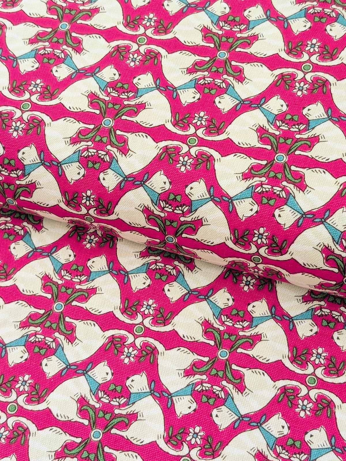 Yuwa - Kaleidoscope Cats Oxford Cotton Fabric - Pink