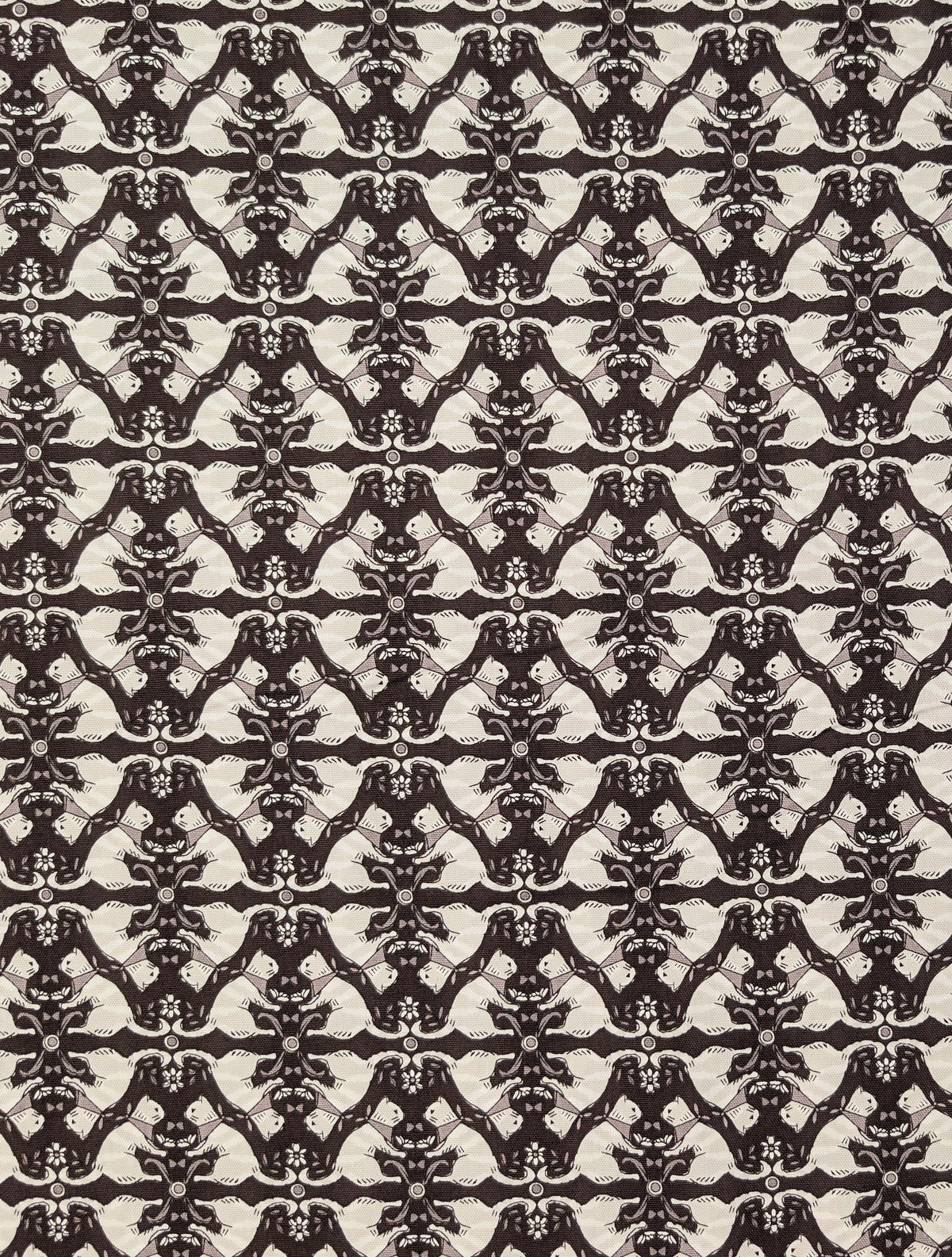 Yuwa - Kaleidoscope Cats Oxford Cotton Fabric - Black