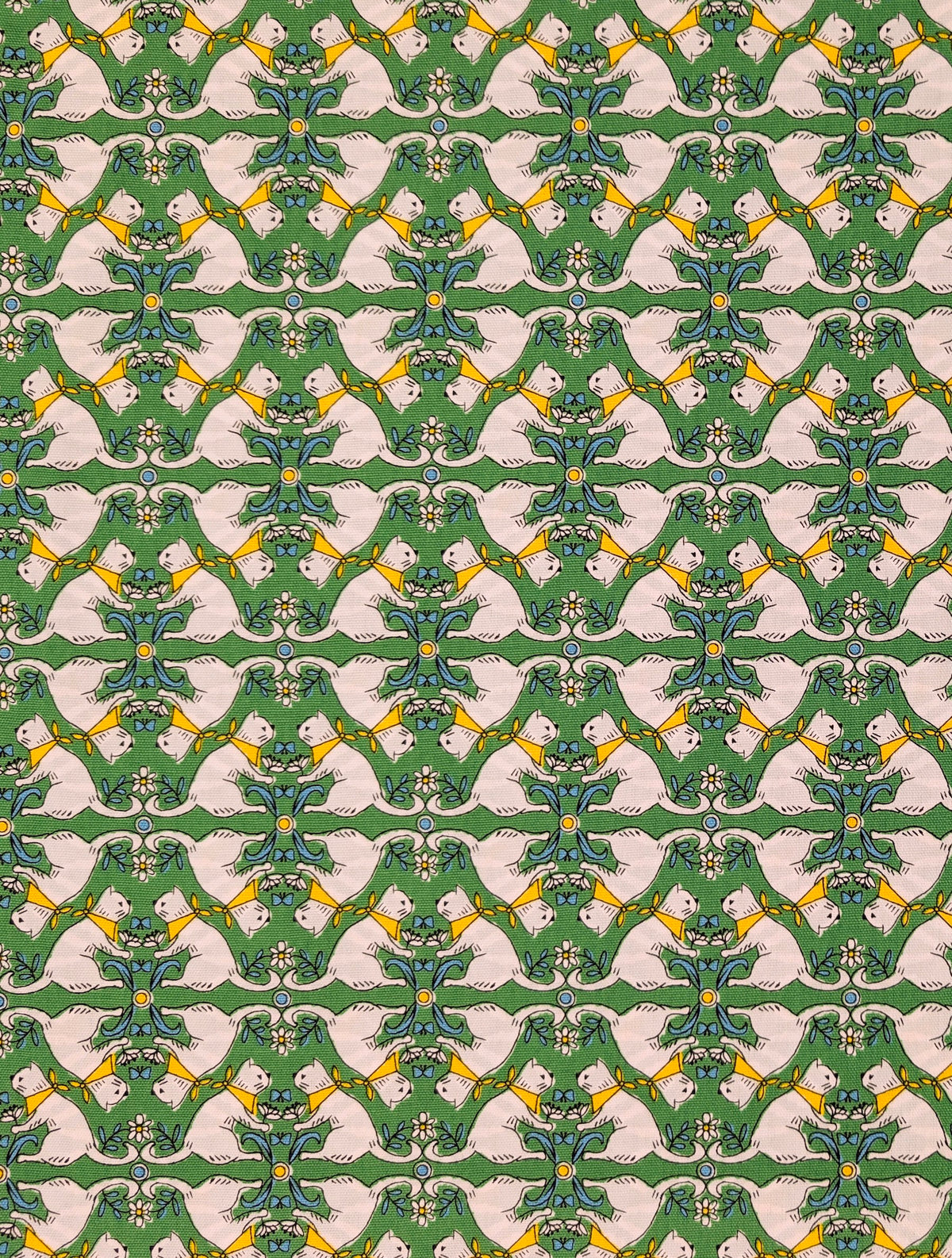 Yuwa - Kaleidoscope Cats Oxford Cotton Fabric - Green