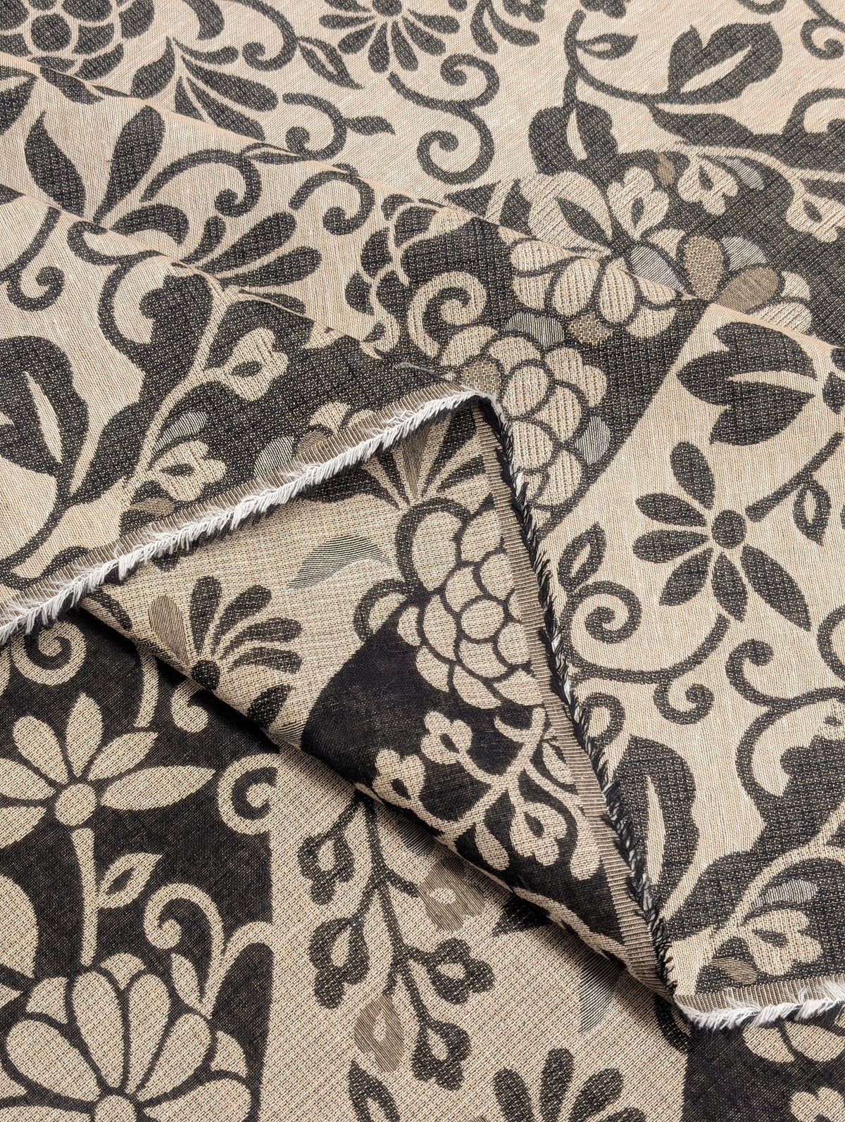 Kobayashi - Floral Vines Double Sided Jacquard Cotton Fabric - Black & Beige