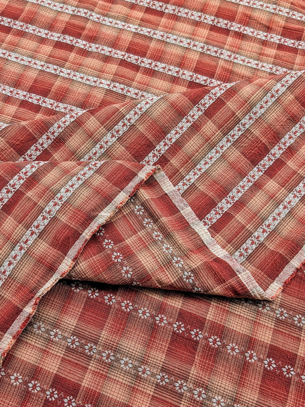 MYD - Daisy Chain Glen Check Plaid Yarn Dyed Cotton Fabric - Red and Beige