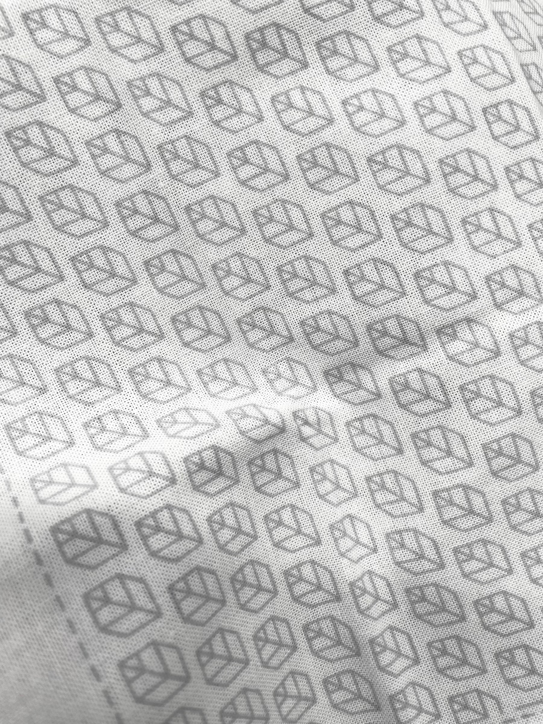 Olympus - Leaf Cotton Hana-Fukin Sashiko Sampler Cloth - White