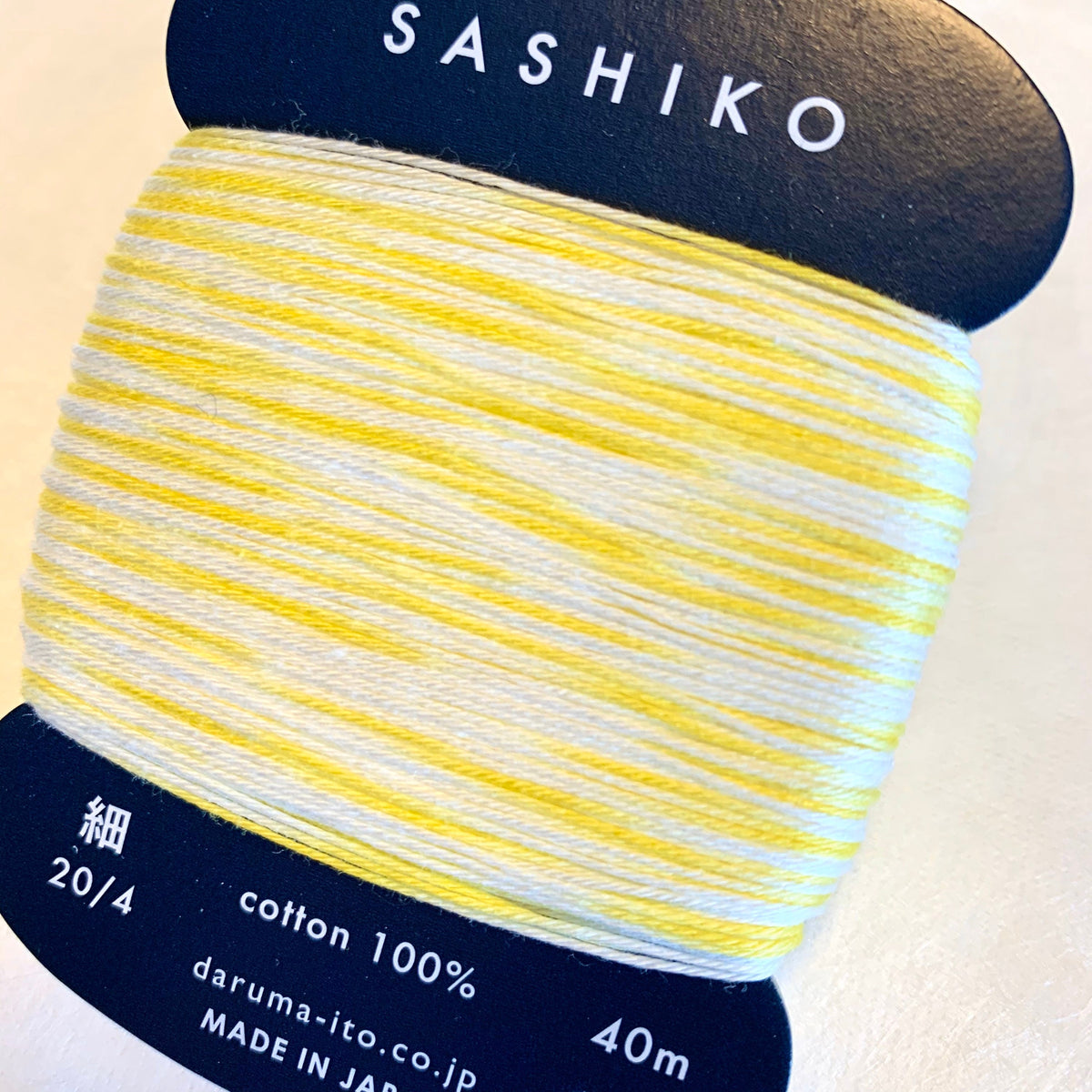 Daruma - Cotton Sashiko Thread 40m Card 20/4 - #303 Variegated Sunshine Yellow and Daisy White