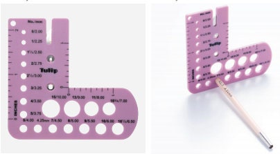 Tulip - Knitting Needle Gauge with Built-in Yarn Cutter - Purple