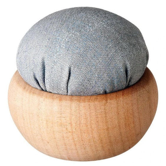 Tulip - November Pincushion from Hiroshima - Usuzumi-Iro Gray