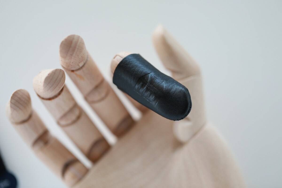 Little House - Leather Fingertip Thimble - Black/White