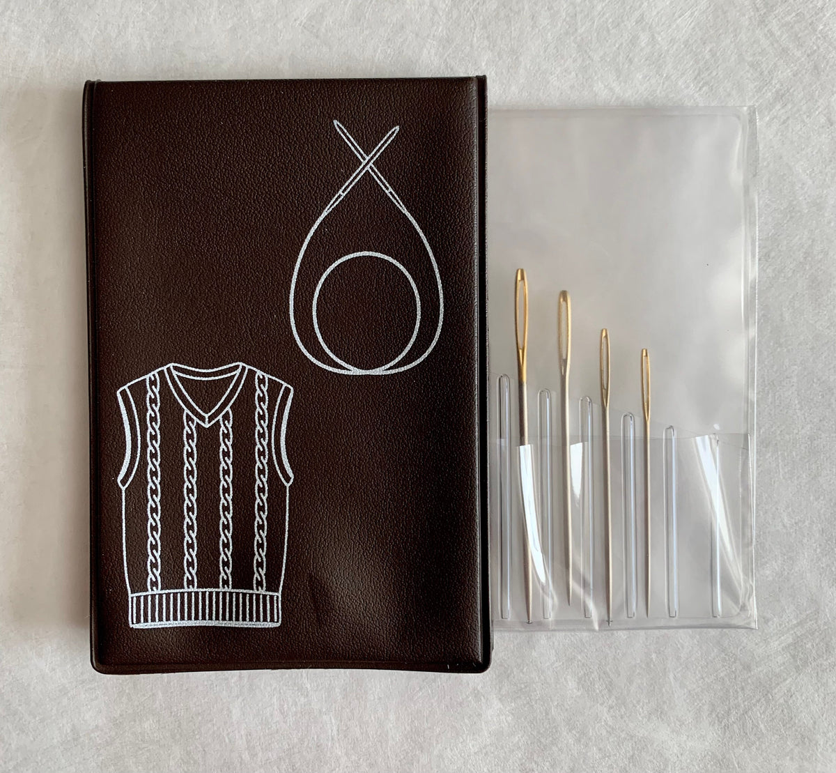 Tulip - Tapestry Needles in Magnetic Case Assorted Sizes