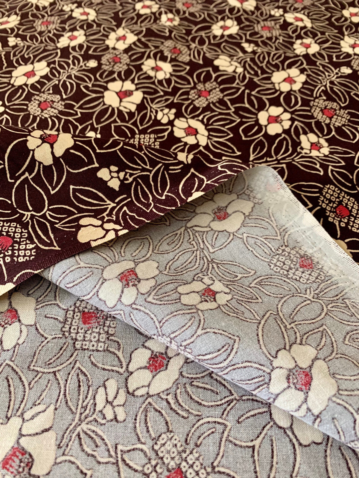 Blooming Camellias Japanese Cotton Fabric KW 3515-36D plum beige