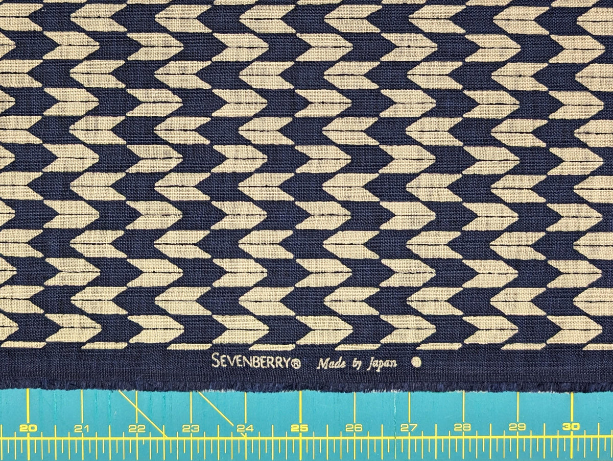 Sevenberry Yagasuri Arrows Japanese cotton fabric 88223-27 navy blue beige