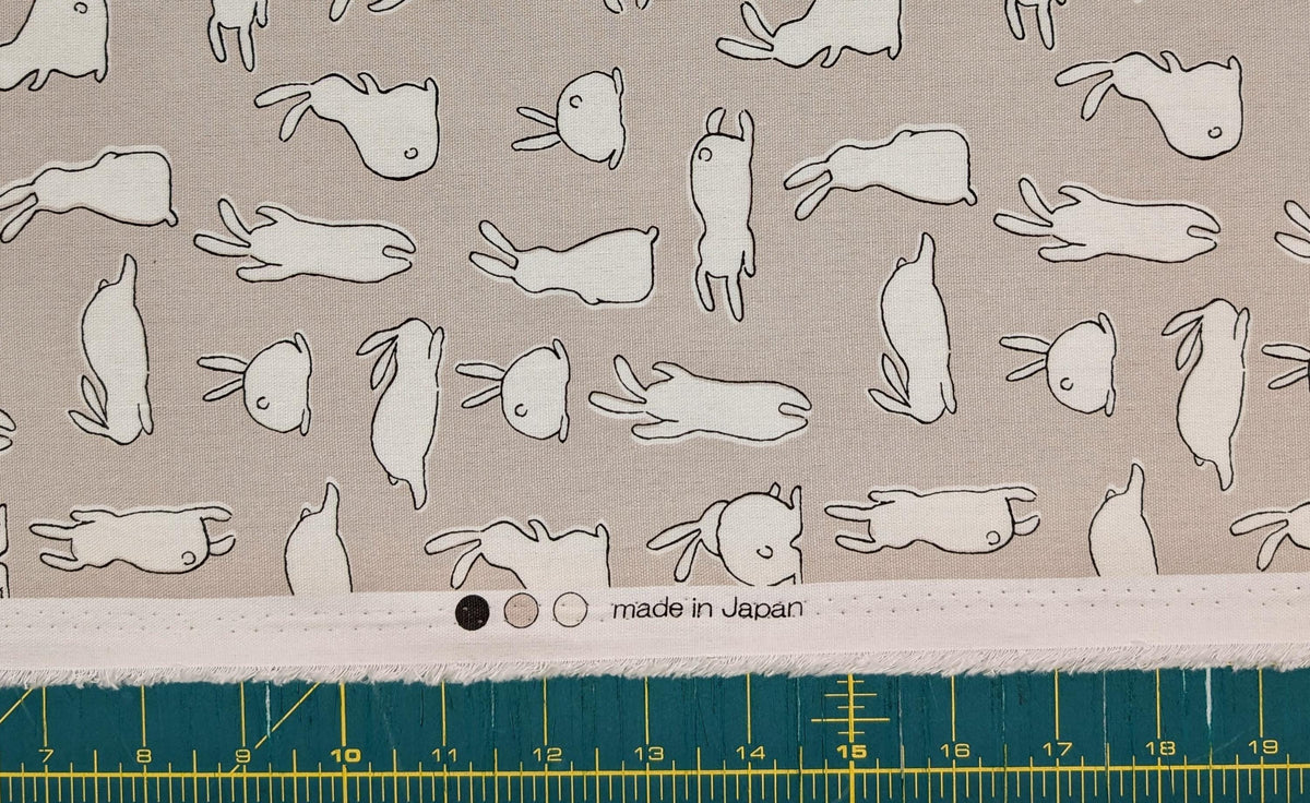 Hishiei - White Rabbits Cotton Oxford - Beige
