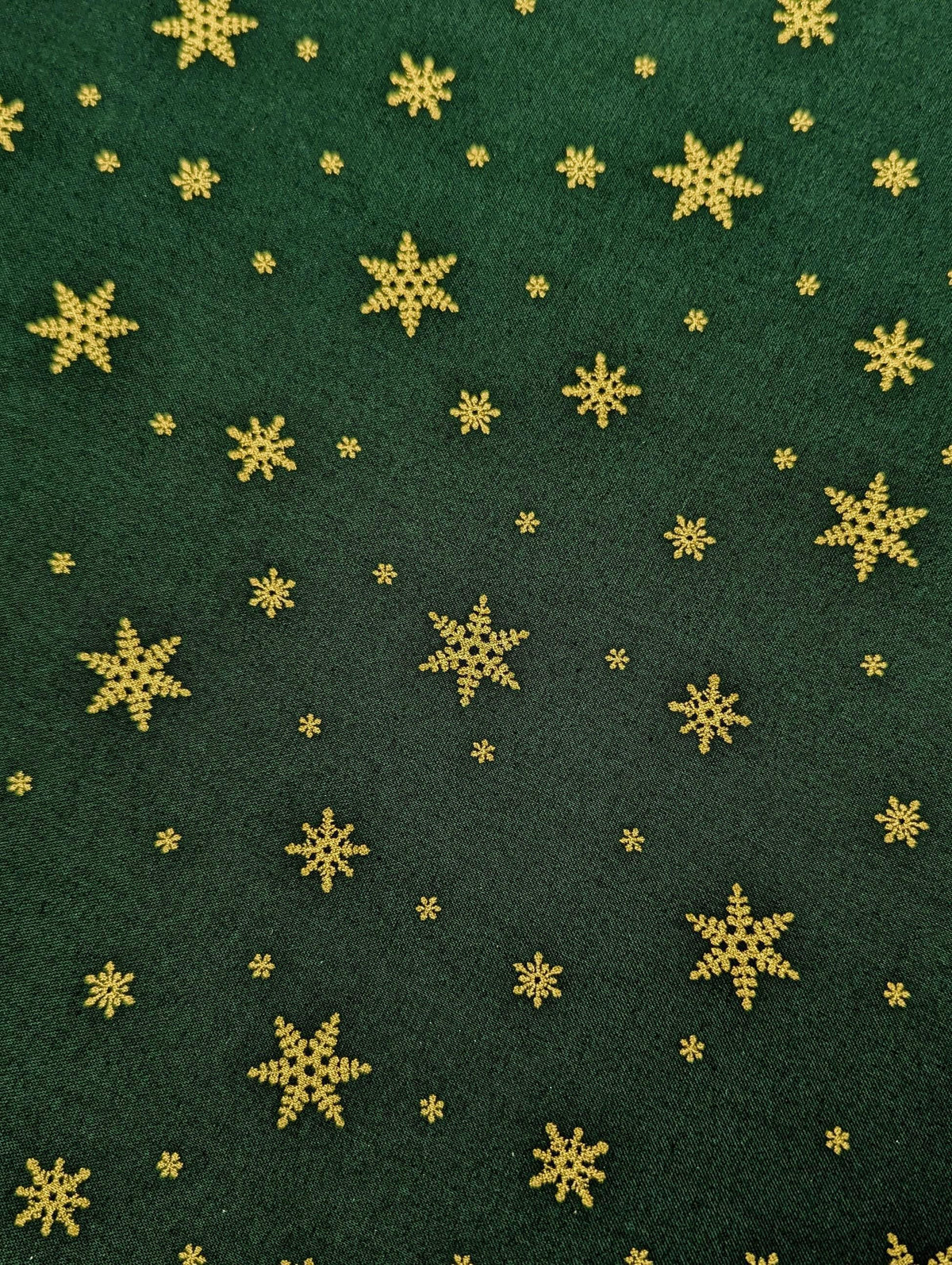 Hishiei - Golden Snowflakes Cotton Fabric - Green
