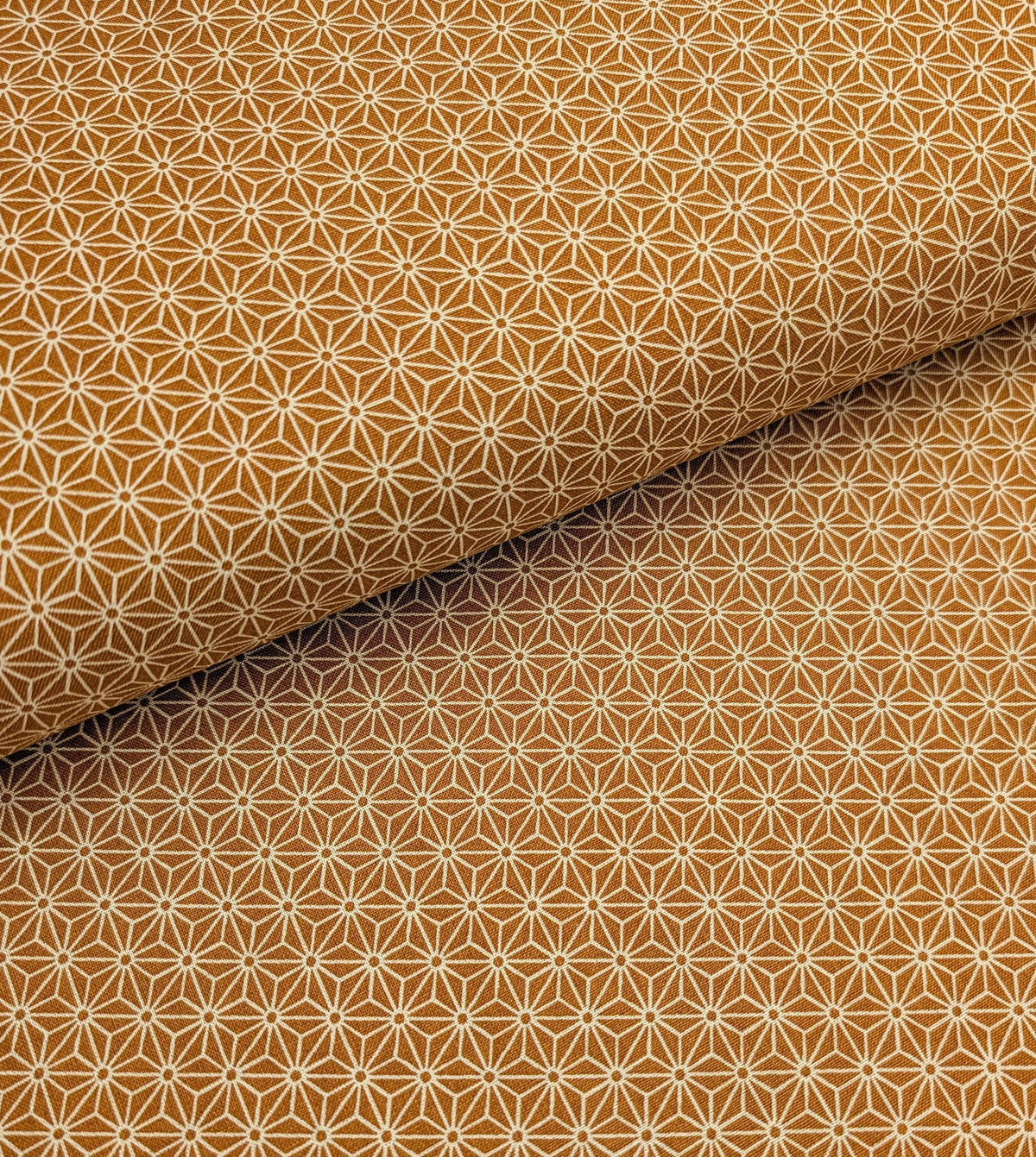 Sevenberry Small Asanoha stars Japanese cotton fabric 88222-2-12 beige & orange